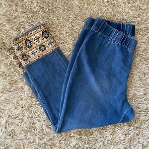 Soft Surrounding Pull On Elastic Waist Jeans 1X, Gold Bottom Abstract Hem